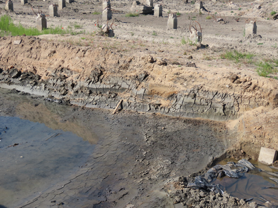 912873 Afbeelding van archeologische onderzoek naar Romeinse sporen op het braakliggende terrein tussen de Europalaan ...